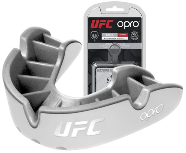 Капа OPRO Silver UFC доросла (вік 11+) White/Silver (ufc.102514003)