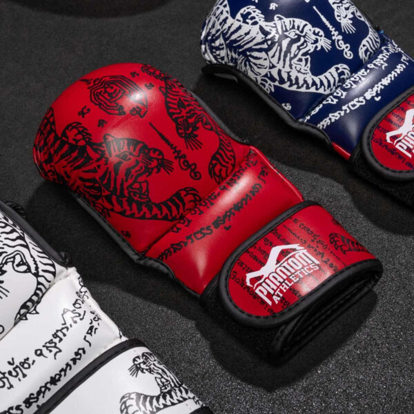 Рукавиці для ММА Phantom Muay Thai Red S/M (капа в подарунок)