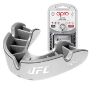 Капа OPRO Silver UFC дитяча (вік до 10) White/Silver (ufc.102515003)